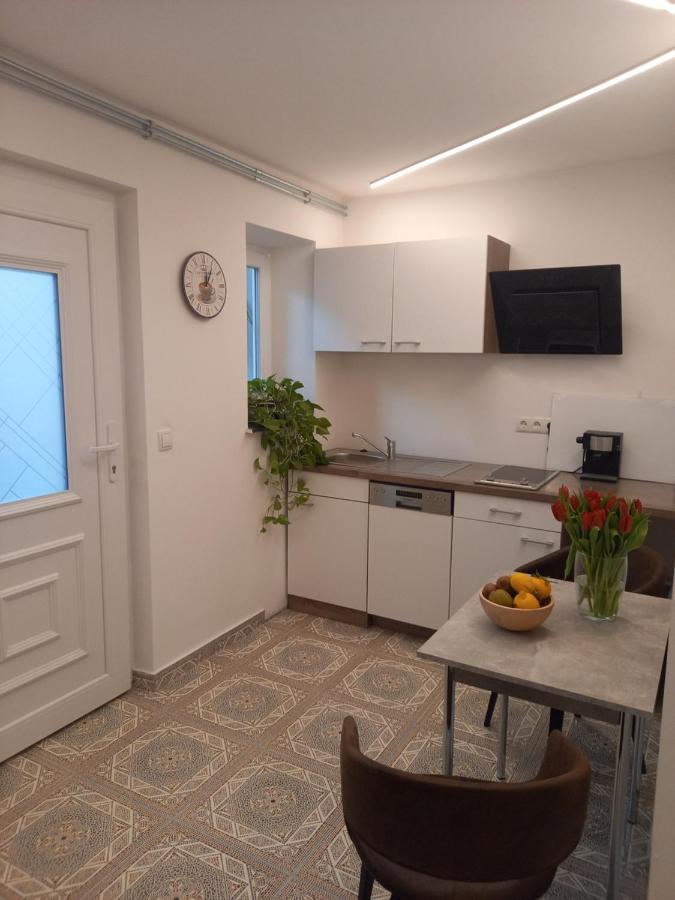 Holiday Oasis Appartements Villach Bagian luar foto
